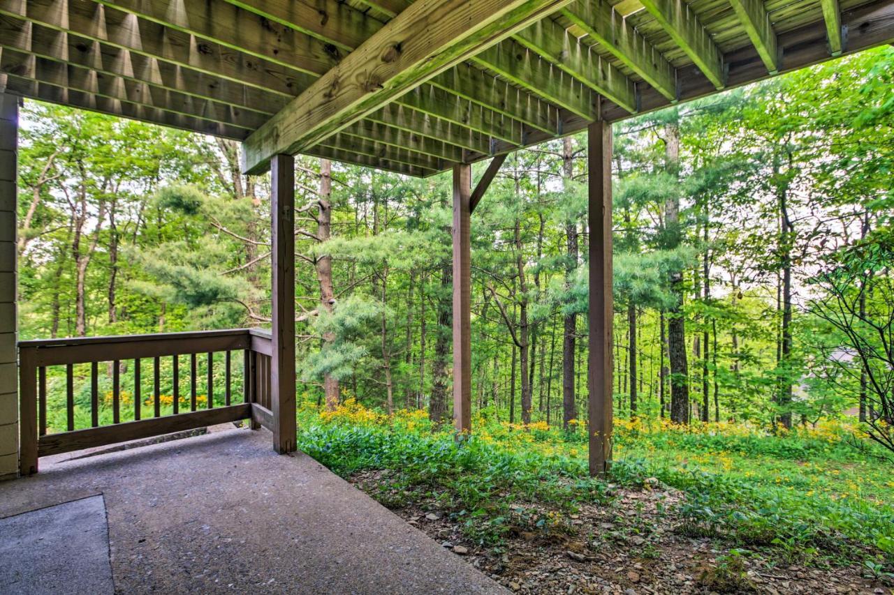 Cozy Wintergreen Resort Condo Walk To Ski Lifts! Lyndhurst Εξωτερικό φωτογραφία